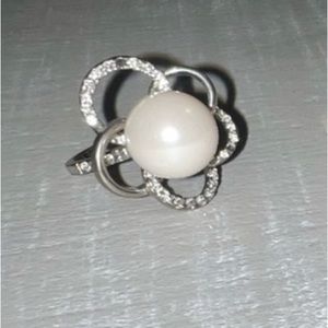 Various fashion rings
